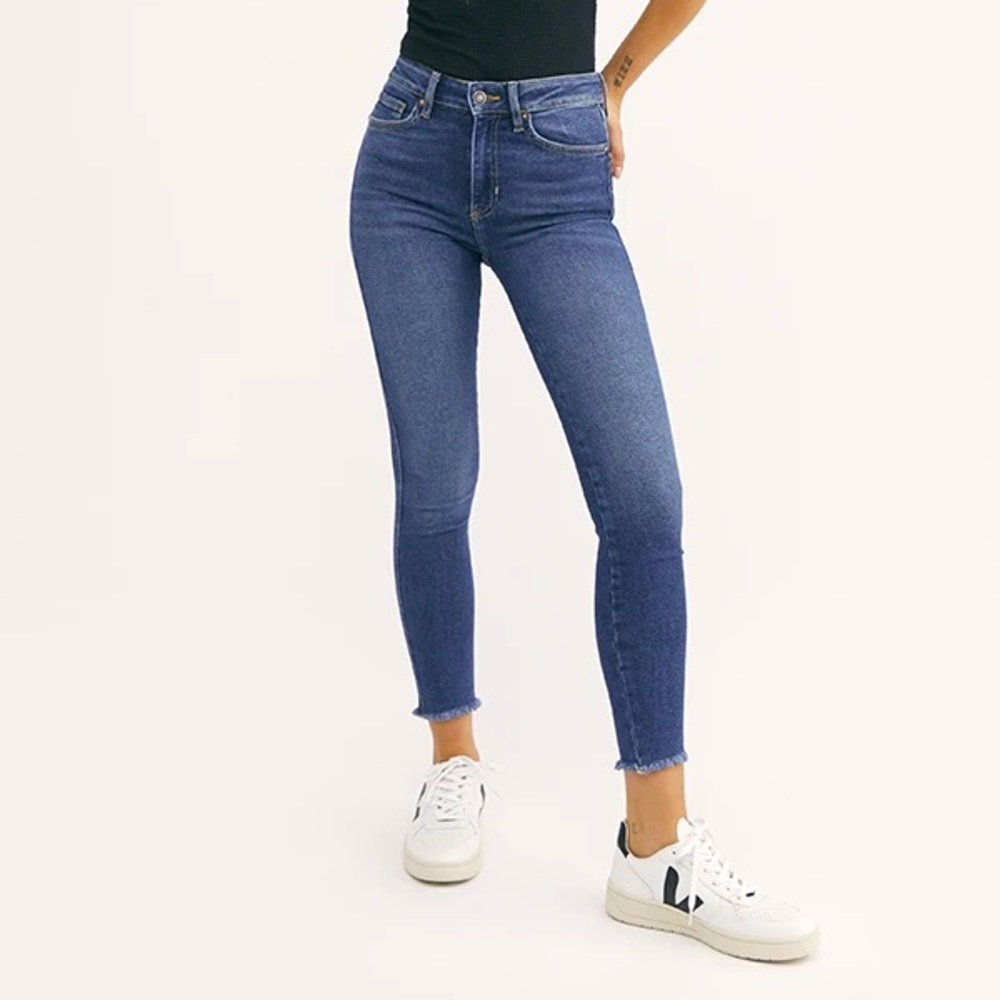 FREE PEOPLE Raw High-Rise Jeggings NWT 29 Med Blue